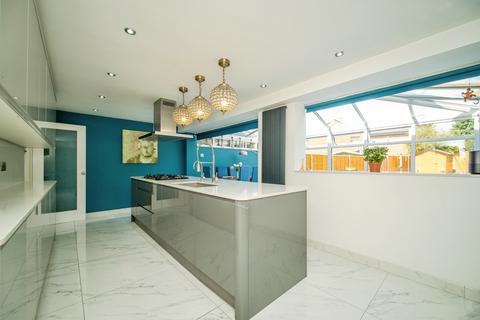 undefined, Timline Green, Bracknell, RG12