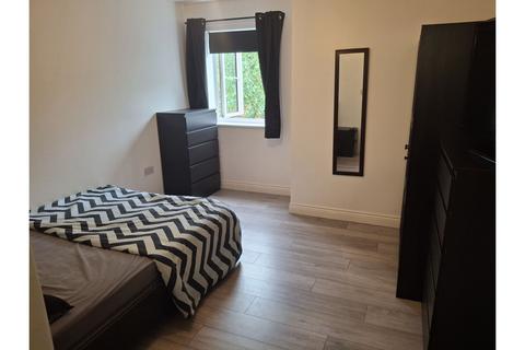 undefined, Titchfield Crescent, Hook, RG27