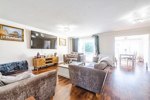 undefined, Derwent Road, Basingstoke, RG22