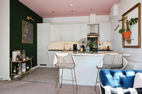 1 bedroom flat for sale, Emmview Close, Wokingham, RG41