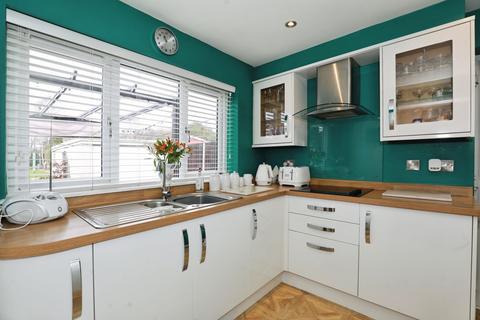 4 bedroom semi-detached house for sale, Birch Avenue, Crewe, CW1