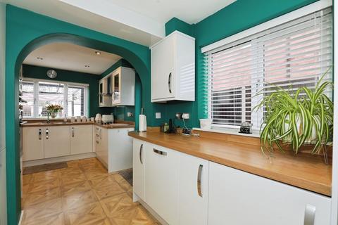 4 bedroom semi-detached house for sale, Birch Avenue, Crewe, CW1