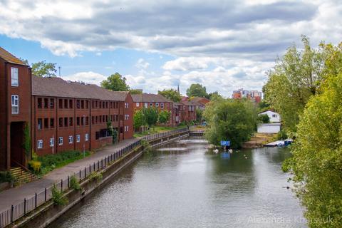 undefined, Avon Place, Reading, RG1