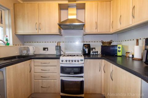 undefined, Avon Place, Reading, RG1