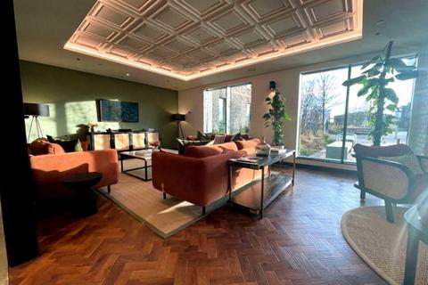 undefined, London UB1