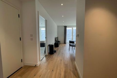 undefined, London UB1