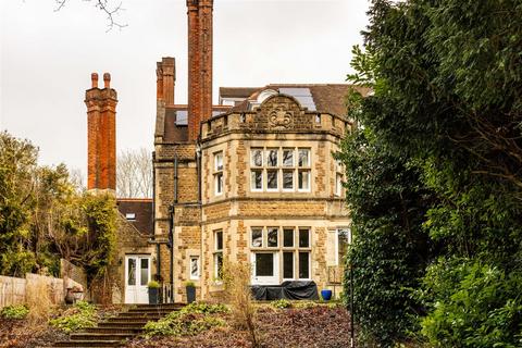 undefined, Gatton Road, Reigate
