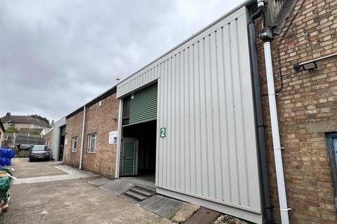 Showroom to rent, 45 Brook Rd Rayleigh SS6 7XJ