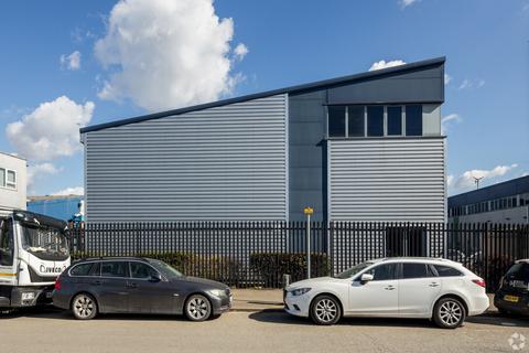 Warehouse to rent, 14 Wandle Way Mitcham CR4 4FG