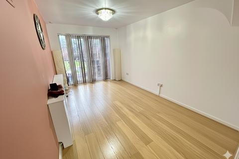 3 bedroom semi-detached house for sale, Bideford Gardens, Luton, Bedfordshire, LU3 1UE