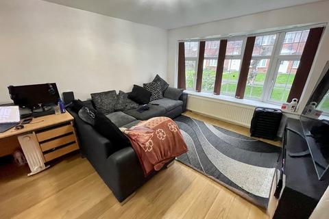 3 bedroom semi-detached house for sale, Bideford Gardens, Luton, Bedfordshire, LU3 1UE