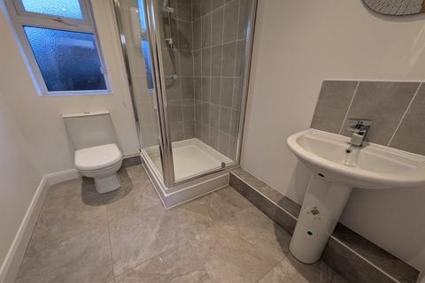 undefined, Laburnum Grove, Beeston, NG9 1QN