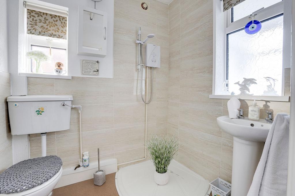 Ground Floor Bathroom