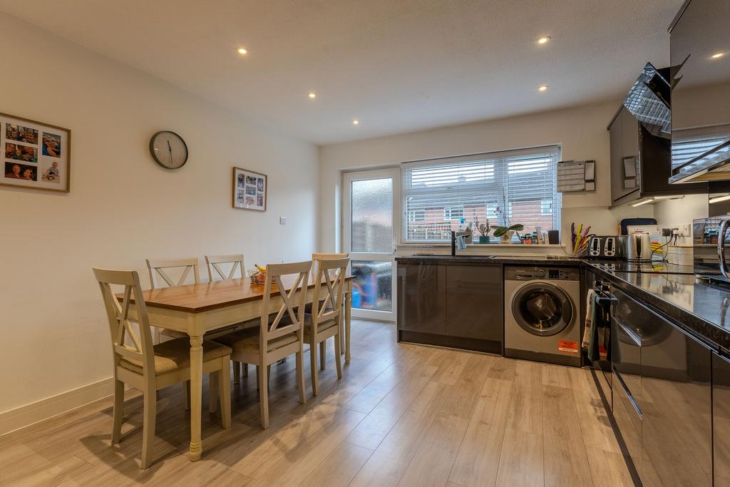 Kitchen Dining Room (3)