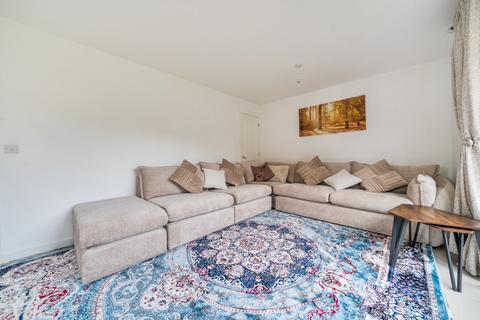 undefined, Fawn Drive, Three Mile Cross, Reading