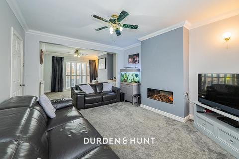 undefined, Doncaster Way, Upminster, RM14