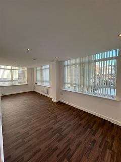 undefined, BOURNEMOUTH STUDIO WITH PARKING