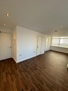 undefined, BOURNEMOUTH STUDIO WITH PARKING