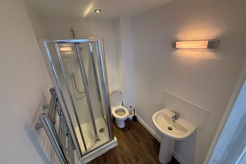 undefined, BOURNEMOUTH STUDIO WITH PARKING