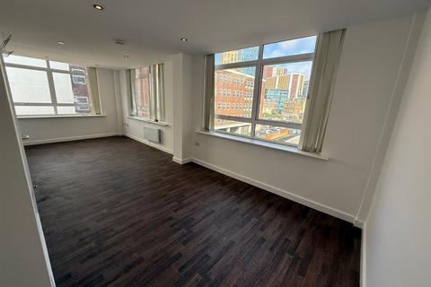 undefined, BOURNEMOUTH STUDIO WITH PARKING