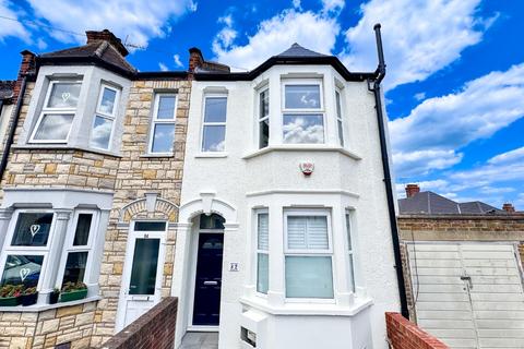 4 bedroom end of terrace house for sale, Alabama Street, Plumstead, London, SE18