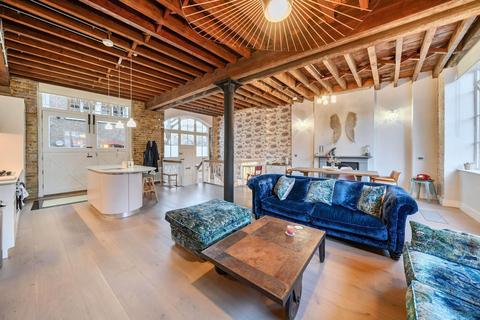 2 bedroom duplex for sale, Tyers Gate, London, SE1