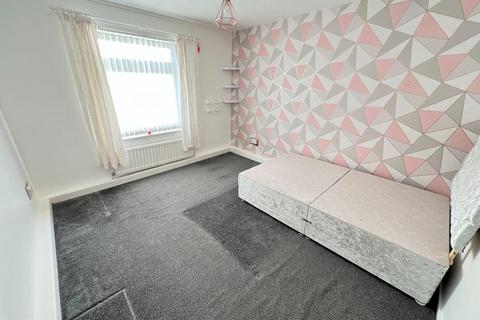 3 bedroom end of terrace house for sale, Langdale Place, Newton Aycliffe