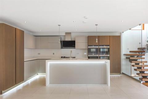 4 bedroom end of terrace house for sale, St. Stephens Avenue, London, W12