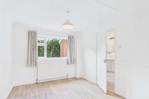 undefined, Leckhampton GL53 9EW