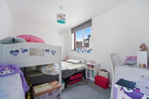 3 bedroom apartment for sale, Northfields Ave W5