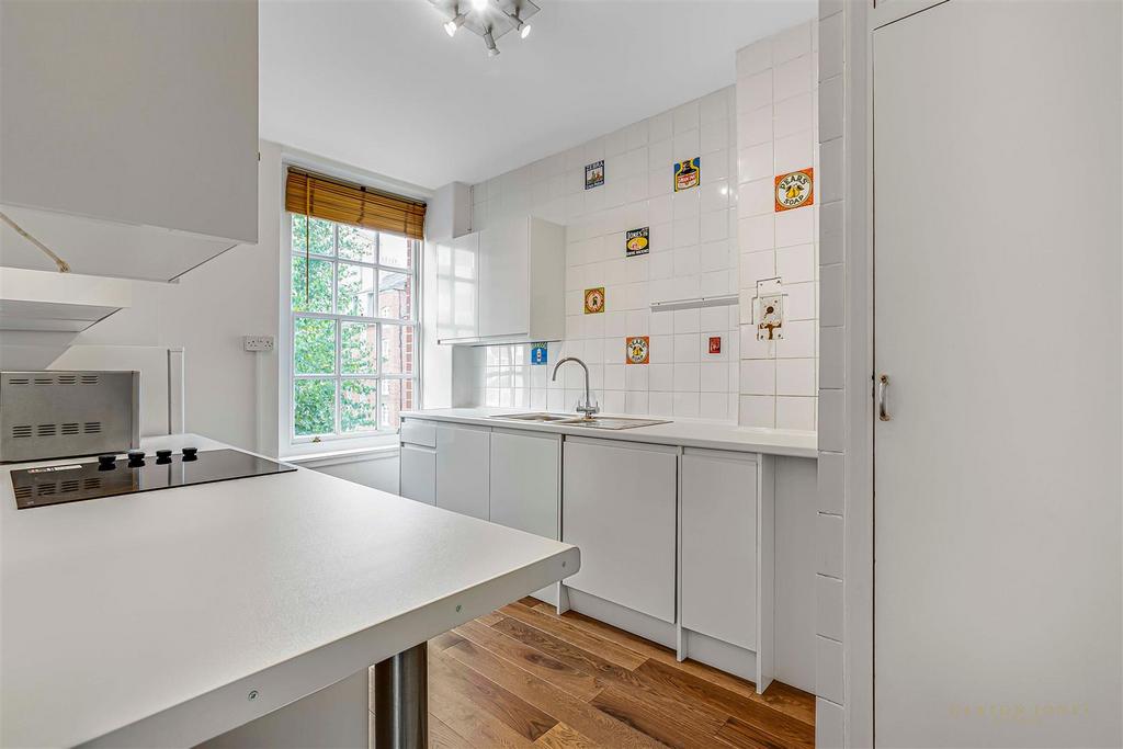 Kitchen.JPG