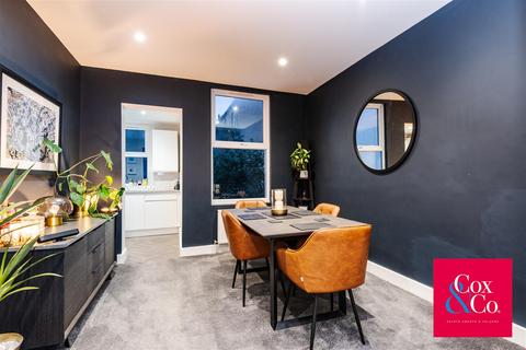 3 bedroom flat for sale, Sackville Road, Hove