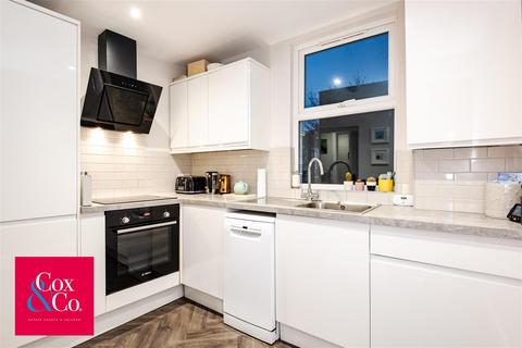 3 bedroom flat for sale, Sackville Road, Hove