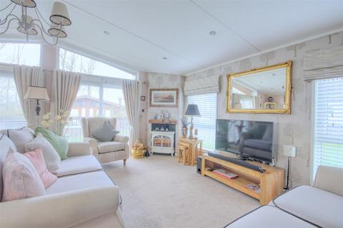 undefined, Tarn House, Stirton