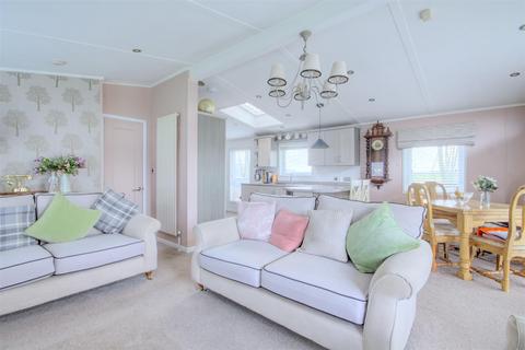 undefined, Tarn House, Stirton