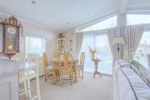 undefined, Tarn House, Stirton