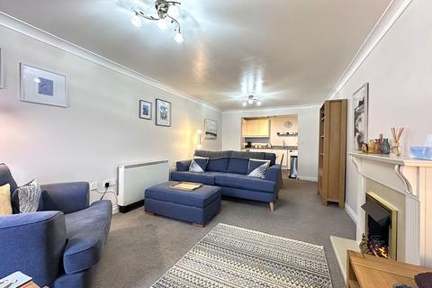 2 bedroom flat for sale, Mountside, Scarborough, YO11