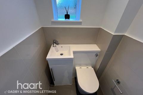 4 bedroom bungalow to rent, LEICESTER LE9