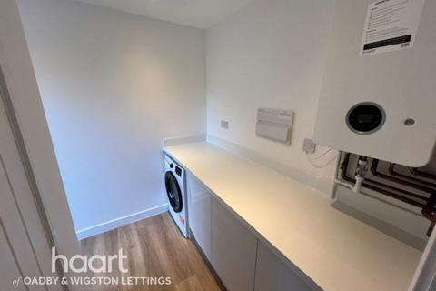 undefined, LEICESTER LE9