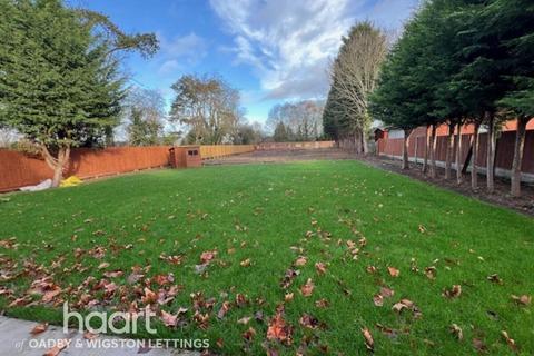 undefined, LEICESTER LE9
