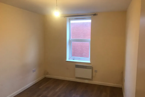 2 bedroom flat to rent, Hounslow TW3