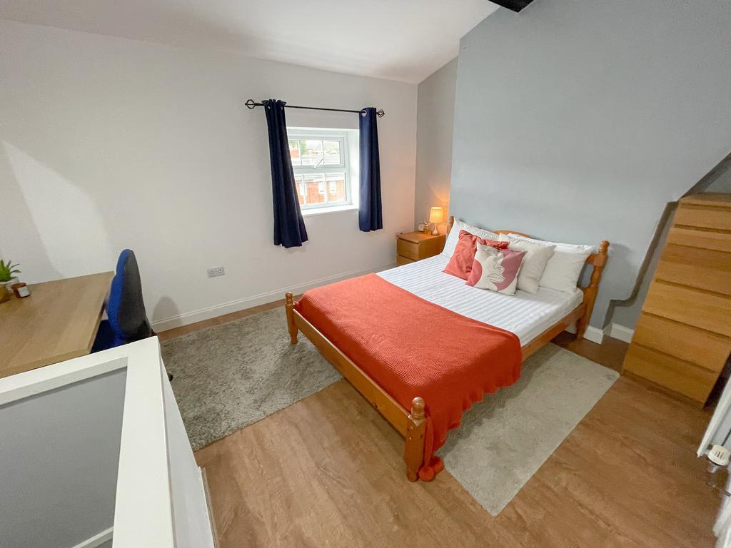 126 Smithdown Lane(3