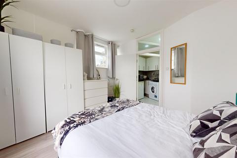 1 bedroom flat to rent, Harrow Road, Kensal Green NW10