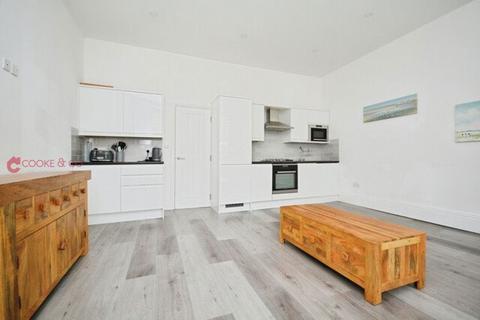 1 bedroom flat to rent, Dalby Square, Margate, CT9 2ER