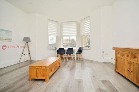1 bedroom flat to rent, Dalby Square, Margate, CT9 2ER