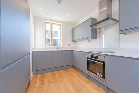 undefined, Hampden Road, Kingston Upon Thames KT1