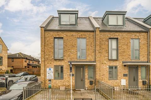 4 bedroom house to rent, Hampden Road, Kingston Upon Thames KT1