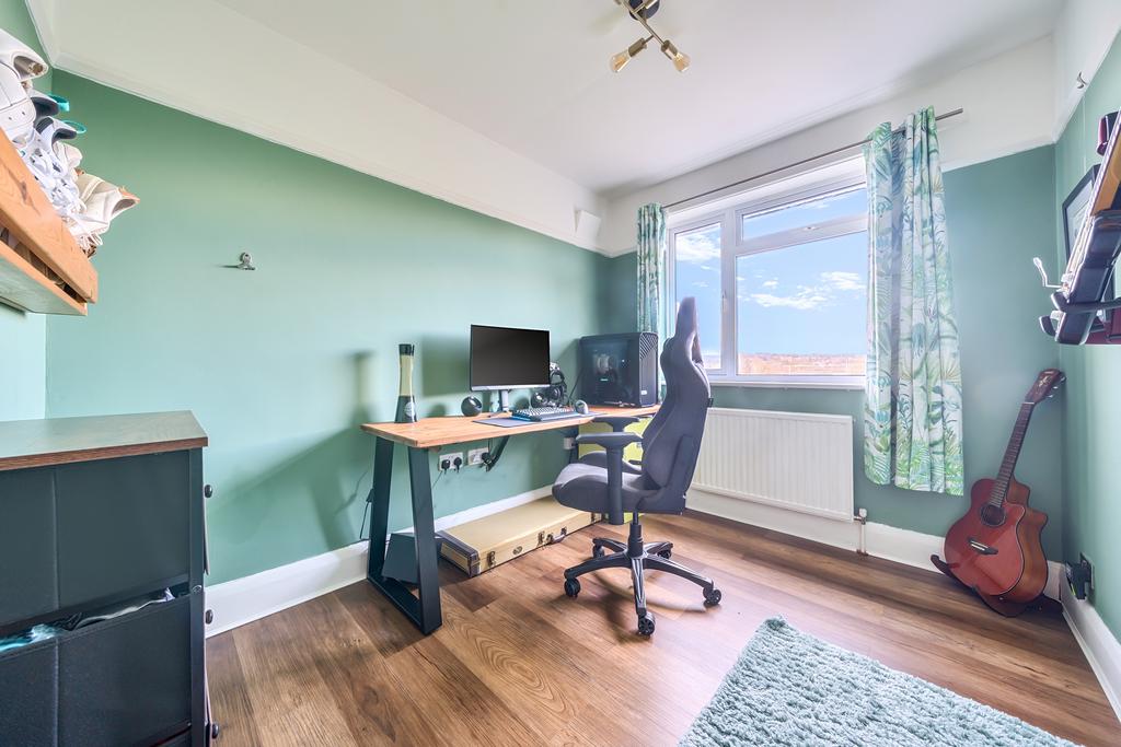 Bedroom/Study