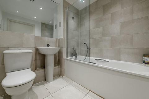 2 bedroom apartment for sale, Vickers Green, Crayford