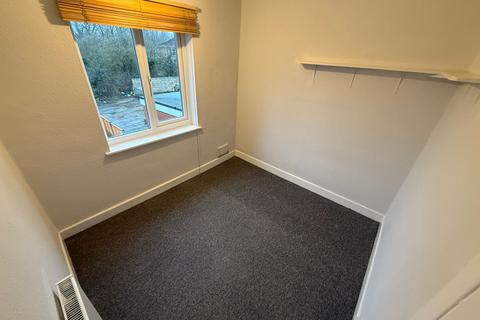 3 bedroom terraced house to rent, Beeston Road, Nottingham NG7